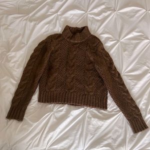 American Eagle Brown Mock Neck Cropped Cable Knit Sweater Size Medium